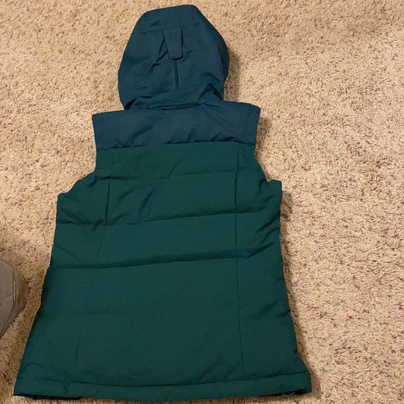 PRICE DROP TODAY!! BNWT Columbia responsible down Winter Challenger Hooded Vest! - Picture 5 of 7